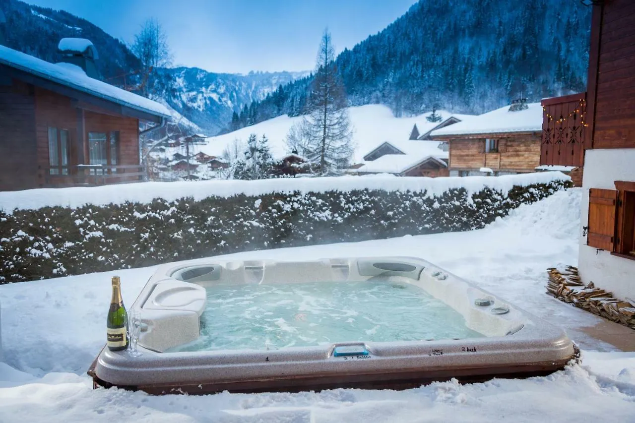 Simply Morzine - Chalet des Montagnes Villa